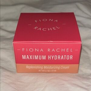 Moisturizing cream by Fiona Rachel maximum hydrator